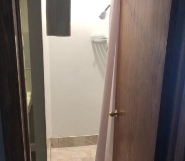 Neenah Hotel | Parkway Motel