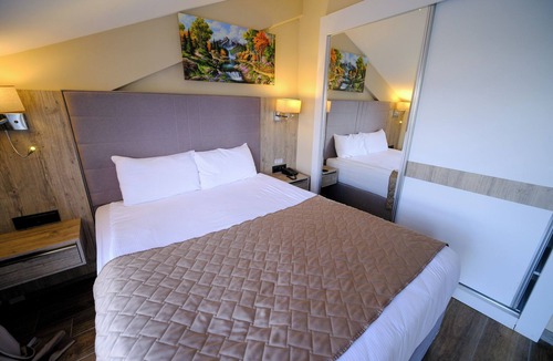 Selcuklu Hotel | Parla Park Hotel