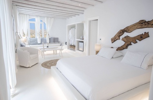 Parikia Hotel | Paros Palace Adults Only