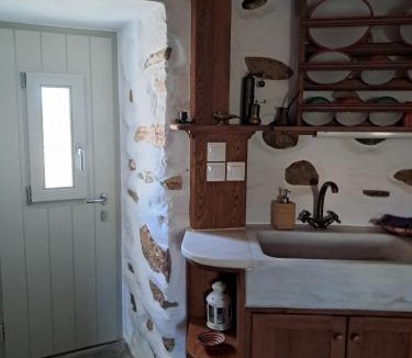 Lefkes House | Paros Traditional Windmill in Lefkes