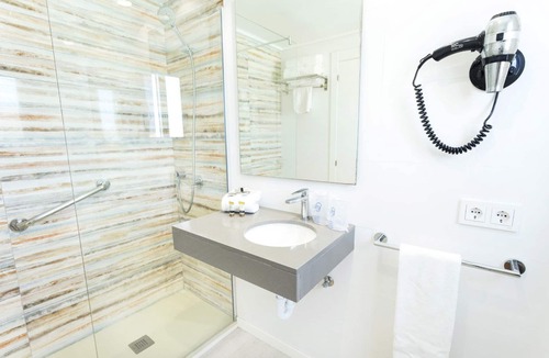 Cala Agulla Hotel | Parque Nereida Suites Hotel