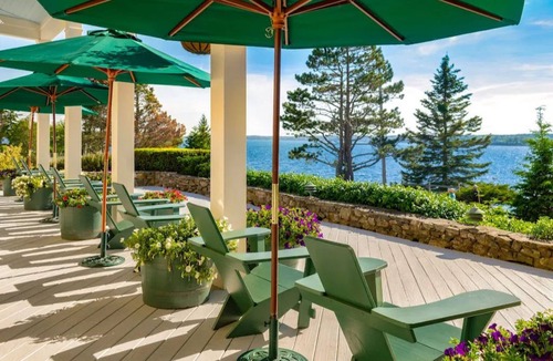 Boothbay Harbor Cabin | Partial Oceanview Lodge | 2 Queens + Porch