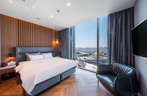 Guun-dong Hotel | Partyz in Classic