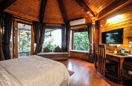 Dehradun Hotel | Parvat Homes Resort
