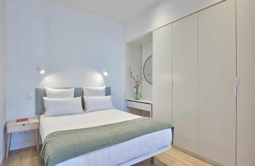 Villaverde Apartment | Paseo Suites Hotel