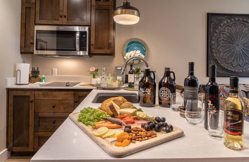 Paso Robles Condo | Paso Park Suite 204-Balcony Overlooking Town Square in Downtown Paso Robles!