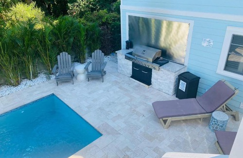 Pass-a-Grille House | Pass-A-Grille Key West Style Guest House Pool BBQ
