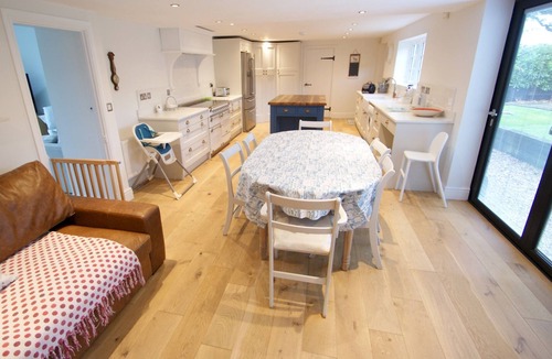 Clyst Saint George House | Pass the Keys | Spacious modern house East of Exeter