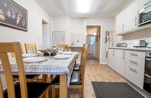 Inkberrow House | Pass the Keys | The Brook a fresh house with a unique outlook