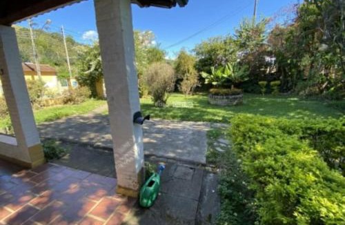 Passa Quatro House | Passa Quatro- CASA INTEIRA RUSTICA para até 9 pessoas