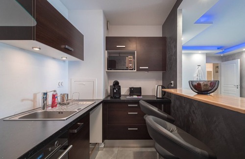 Poteries Condo | Passion Airbnb - Logement Deux Pièces Avec Jacuzzi Privatif