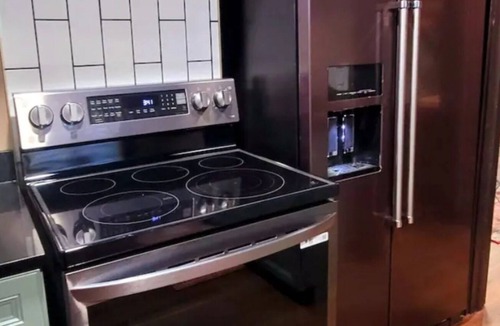 Bristol Condo | Password Parlor - Sleeps 4, Dog Friendly, Private, Fenced-in Yard, Stylish, Cozy