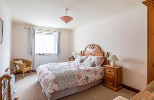 Pickering House | Pasture View - Uk49962