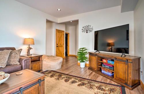 Pateros House | Pateros Home w/Deck, 7 Mi to Alta Lake Park!