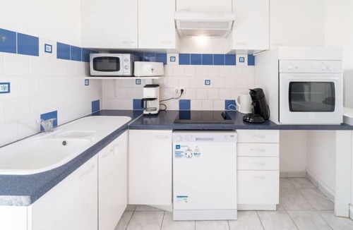 Mimizan Apartment | Patguyflor by Interhome