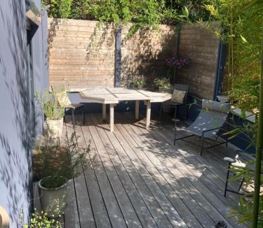Lestonat - Monsejour Bed & Breakfast | Patio 127