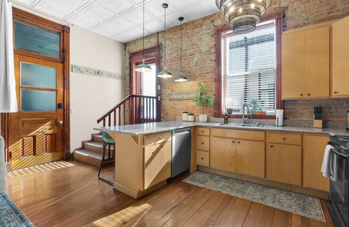 Great Falls Apartment | Patio/Fire Pit | Downtown | Parking | King Bed