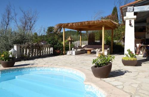 Callian House | Patio Fleuri