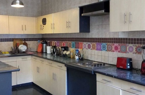 Cerro Alegre Hostel | Patiperra Hostel