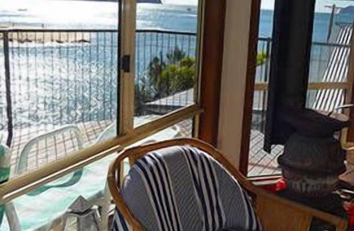 Patonga House | Patonga Beach Bach
