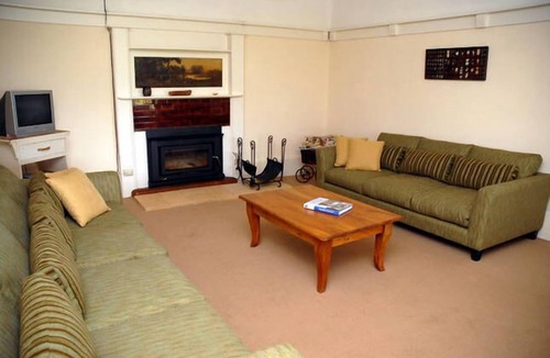 Patonga House | Patonga's Beach Haven