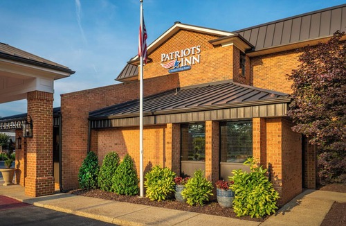 Williamsburg Apartment | Patriots Inn