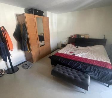 Nong Chaeng House | Pattaya, Privatzimmer in günstig gelegenem Haus zu vermieten