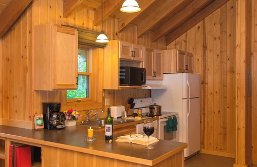 Winthrop House | Patterson Lake Cabin Grand Suite 2-Bdrm