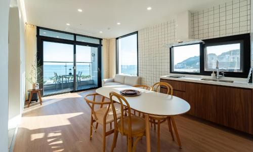 Haeundae House | Paul Mare Pool Villa