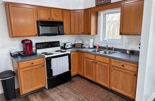 Ashfield House | Paul's Place-Private Mountain House, Pocono Mtn, near Jim Thorpe, Blue Mountain