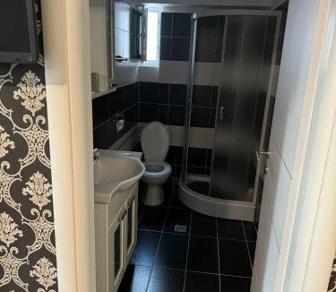 Curtea De Arges Apartment | Paula