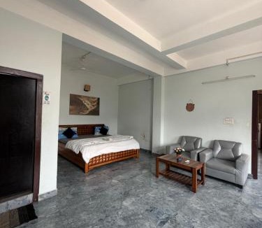 Hatigaon Apartment | Pause 1