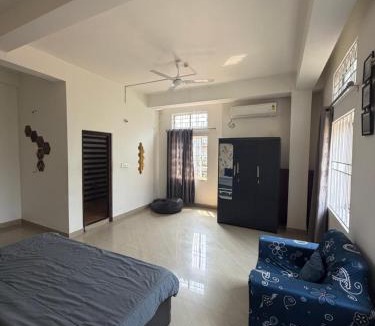 Hatigaon Apartment | Pause 2