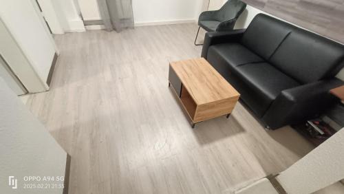 Ruesselsheim Apartment | Pausiert