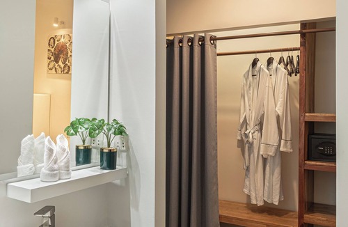 Sangkat Sla Kram Hotel | Pavillon d'Orient Boutique