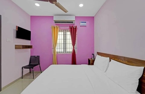Thoraipakkam Hotel | Pavis