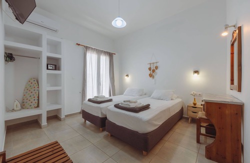 Antiparos Hotel | Pavlos Place
