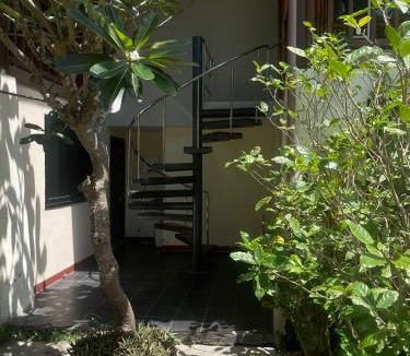 Hua Thanon Resort | PawPaw Resort