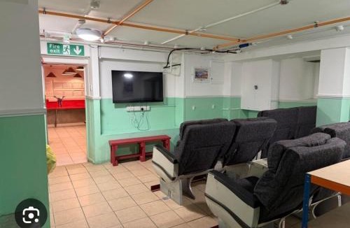 Southall Broadway Hostel | Pay and Sleep