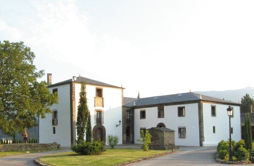 Trabada House | Pazo de Terrafeita complete