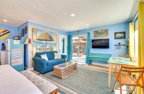 Bel Air Apartment | PCB Studio w/Private Patio: Steps to Beach!