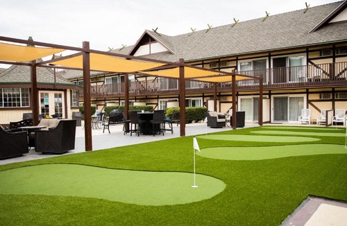 Buellton Hotel | Pea Soup Andersen's Inn
