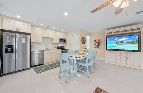 Tradewinds House | Peace, Love & Shells: Cute Beach Cottage Near Gulf
