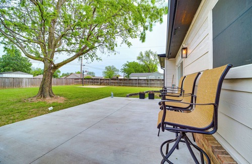 Tulsa Cottage | 'peace & Tranquility': Home 2 Mi to Dtwn Tulsa!