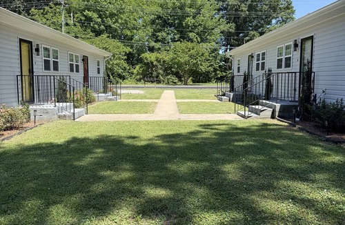 Smithfield House | Peace Unit | I-95 Hospital -JCC- Park w/Splash Pad