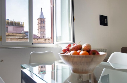Esquilino Apartment | Peace Window Roma