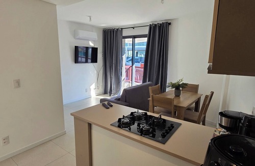 Trindade Apartment | Peaceful 1-bedroom apartment with AC in Florianópolis