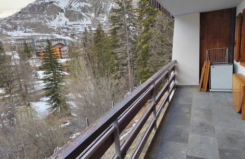 La Thuile Apartment | Peaceful 2-bedroom apartment 5 minute walk from the ski slopes and town center