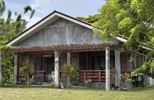 Santander House | Peaceful 2BR Seaside Retreat in Santander, Cebu