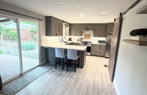 Aloha House | Peaceful 3-bedroom house with AC in charming Aloha